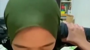 Bokep Indo Jilbab Sange Isep Kontol Suami Ngentot