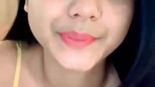 Belahan Toket Mulus Gede DJ Joice