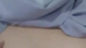 Bokep Indo ABG Jilbab Show Uting Memek Live