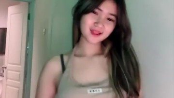 Kak Cia Ebot Host Imut Kesukaan Pascol Mango