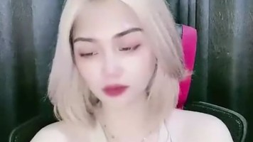 Mbak Honey Spillin Uting Coklatnya Mango