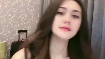 Mari Berkenalan Dengan Sherina Pesona Host Baru Cakep