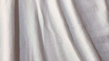 Ulekan Gebyy Posisi Diatas Ujungnya Zoom Meki