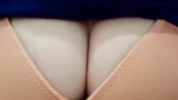 Dedek Jilbab Merah Remas Susu OmeTV