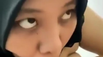 Jilbab Hitam Busui Digenjot Tetangga